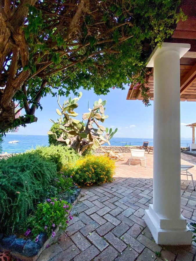 Nelinda Waterfront Accommodation Casamicciola Terme ภายนอก รูปภาพ